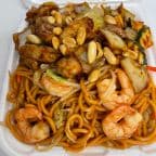 Best D. Kung Pao Chicken with Shrimp Chow Mein in San Diego, CA